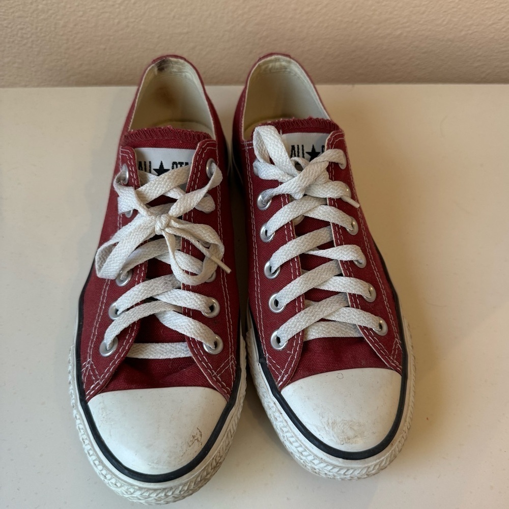 Maroon Low Top Converse Sneakers - 6 Men’s / 8 Women’s